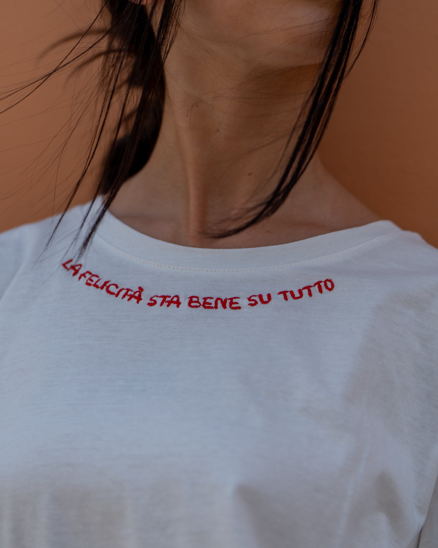 T-shirt Ricamata